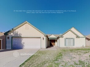 Building Photo - 668 E Manor Dr