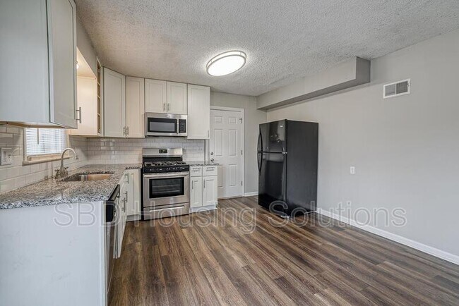 Foto del edificio - 5311 NE 46th Terrace