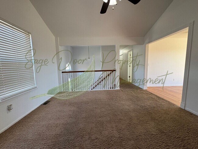 Foto del edificio - BEAUTIFUL BLUE SPRINGS HOME!!!