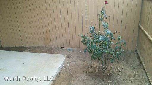 Building Photo - 2139 S Winstel Ave