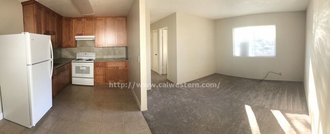 Building Photo - 1654 Ontario Dr