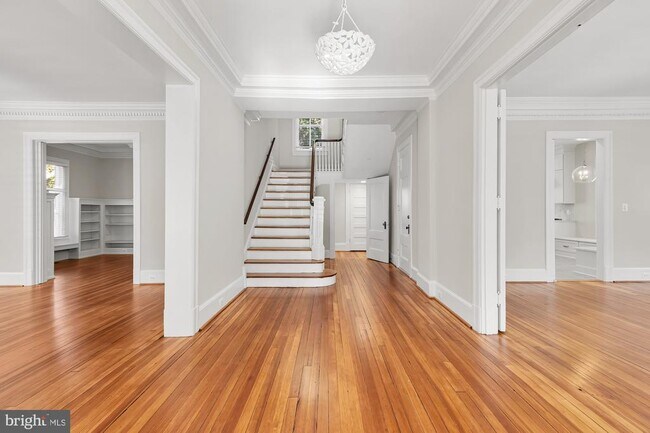 Foto del edificio - 4201 Bradley Ln