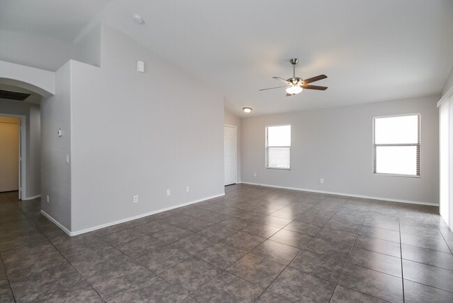 Foto del edificio - 5727 S 17th Ave