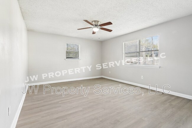 Foto del edificio - 206 Sunset Dr