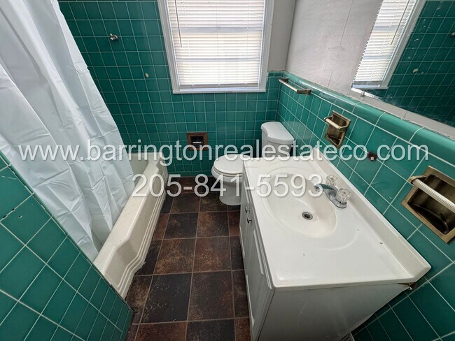 Building Photo - 7620 4th Ave S