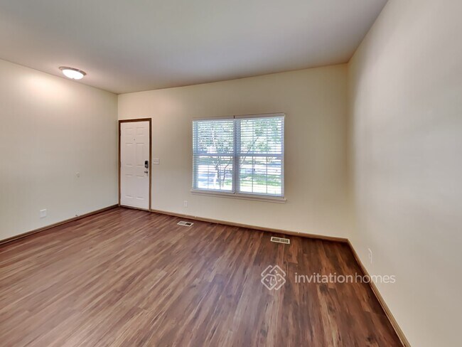 Building Photo - 13948 S Oregon Dr