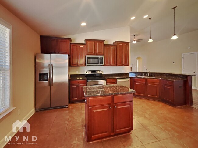 Foto del edificio - 601 Summer Cove Cir NW