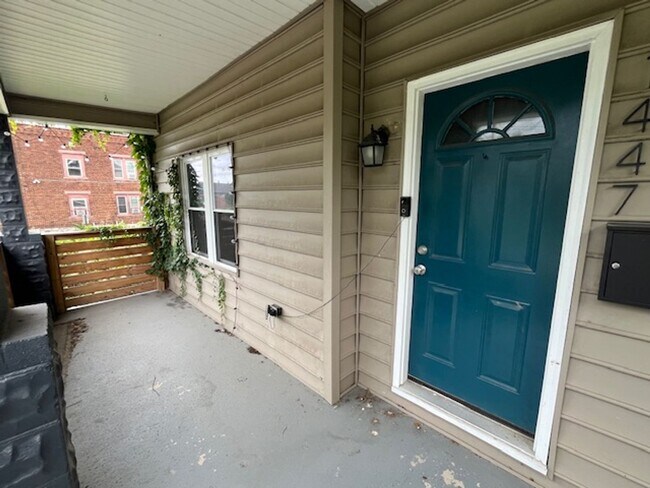 Building Photo - 3 Bedroom in Mt. Vernon!