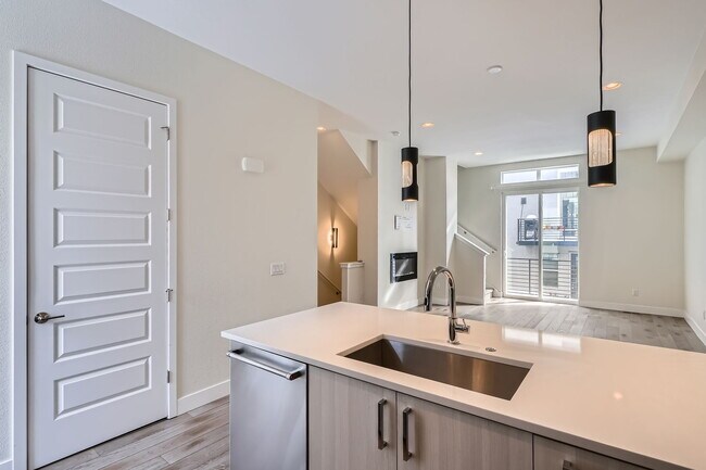 Foto del edificio - 3090 Wilson Ct