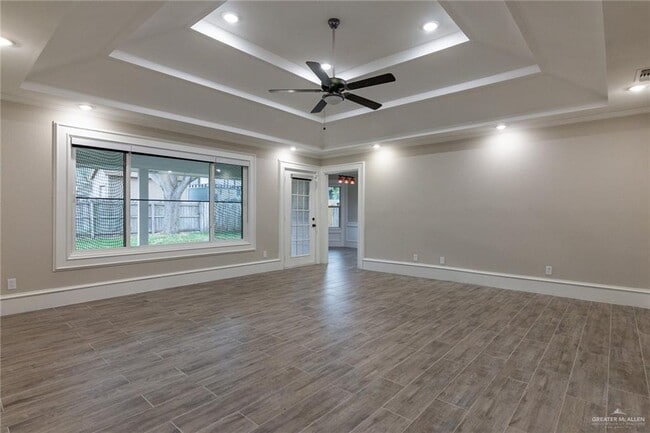 Building Photo - 25 Toucan Ave