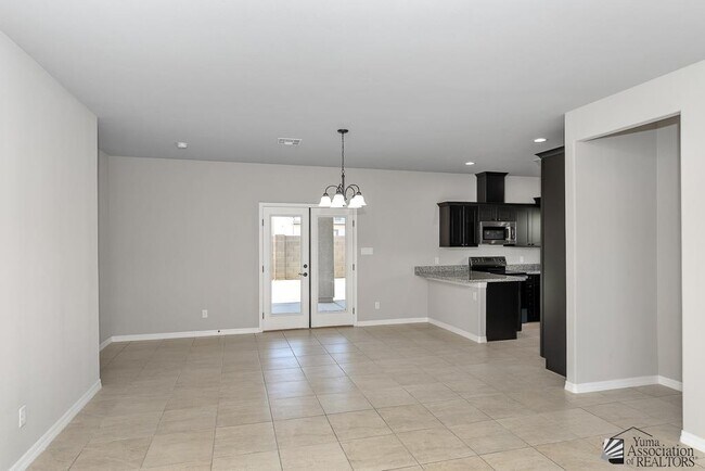 Foto del edificio - 7938 E 34th St