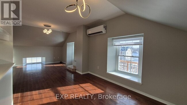 Building Photo - 102 Mill St