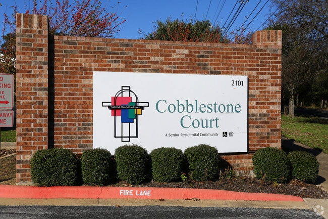 Cobblestone Court 2101 Davis Ln Austin TX 78745 Apartments com Cobblestone Court 2101 Davis Ln Austin TX 78745 Apartments com