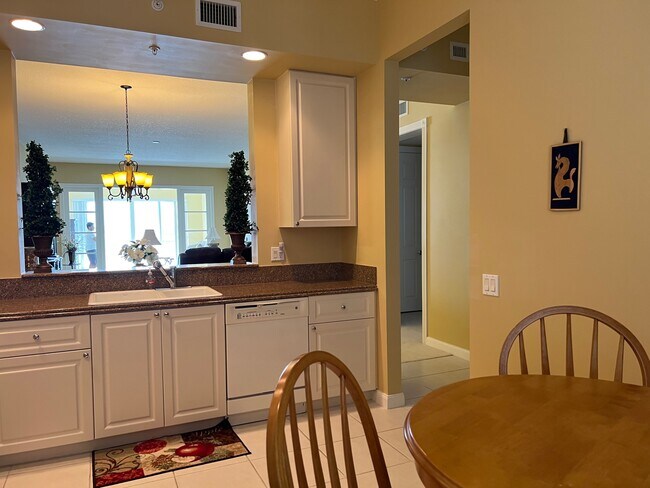 Foto del edificio - 31 Harbour Isle Dr W