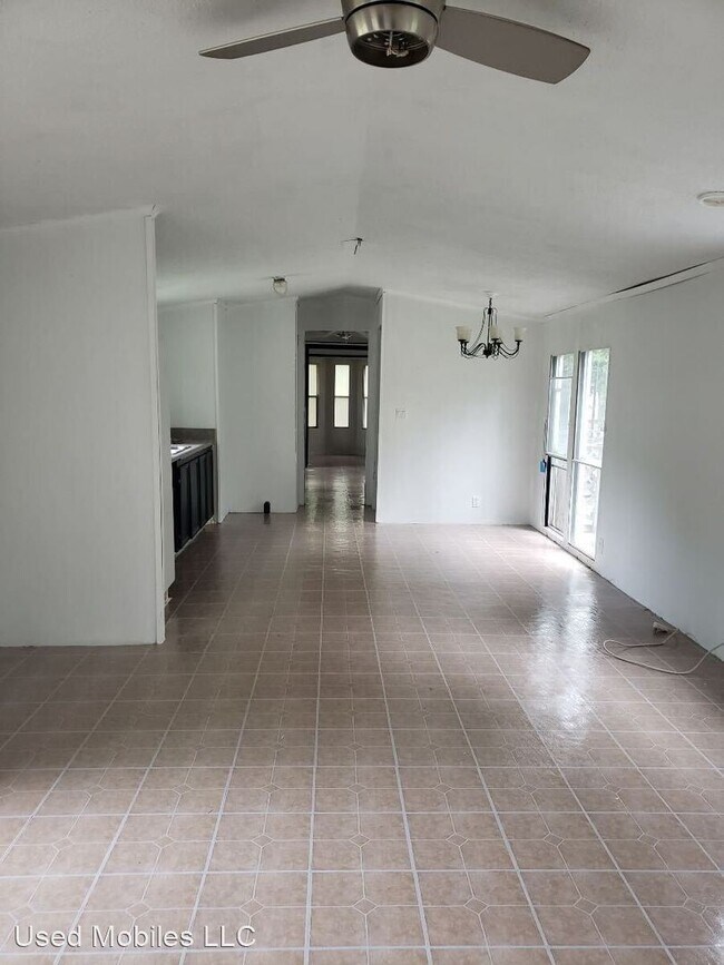 Foto del edificio - 2 br, 2 bath House - 6225 Old Leesburg Road