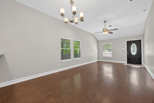 Building Photo - 2509 Moreau St