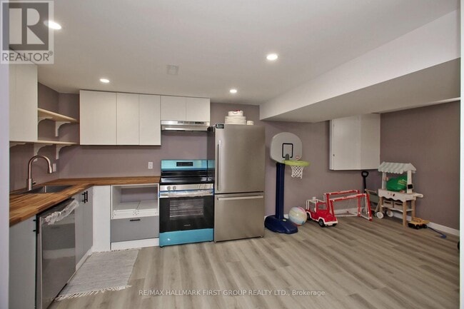 Building Photo - 213 Glen Hill Dr