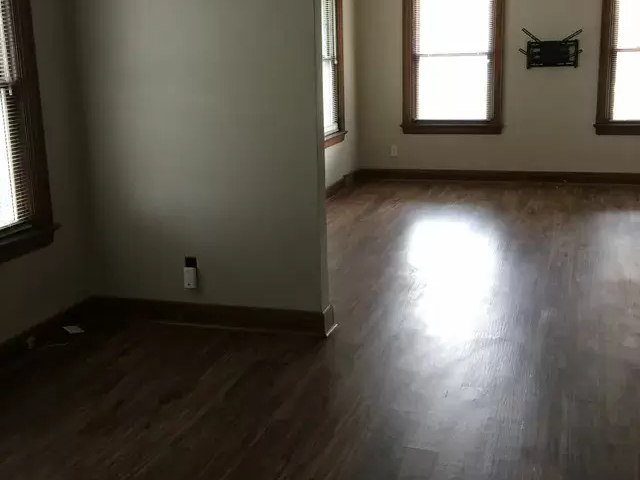 Foto del edificio - 2128 Bellevue Ave