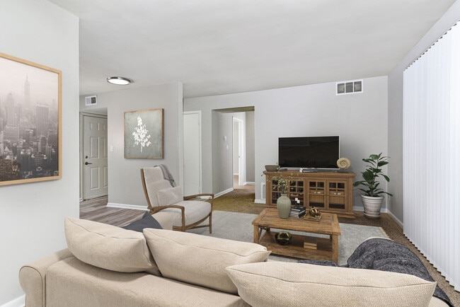 Interior Photo - Harborstone