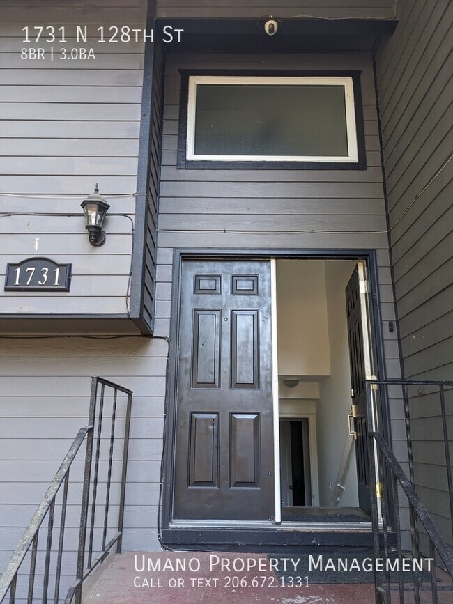 Foto del edificio - 1731 N 128th St