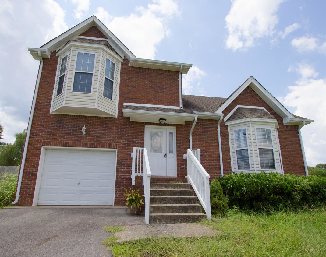 123 Deerfield Dr, Springfield, TN 37172 House Rental in Springfield