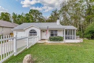 Building Photo - 3420 Riverside Dr