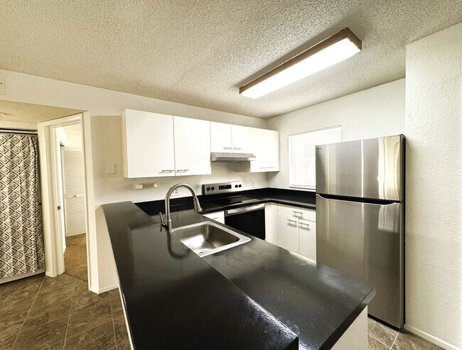 Building Photo - 25100 Sandhill Blvd