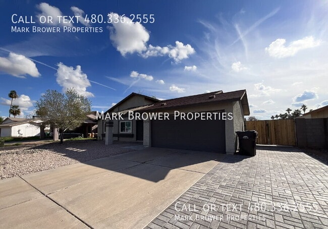 Building Photo - 2515 E Dragoon Ave