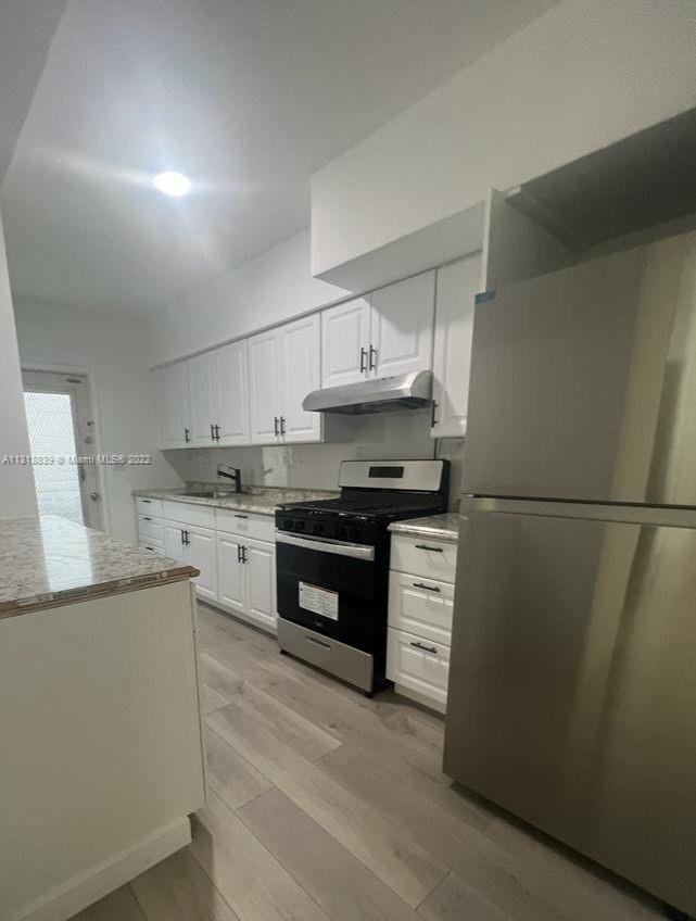 Building Photo - 325  Surfside Blvd  1 Surfside Fl 33154