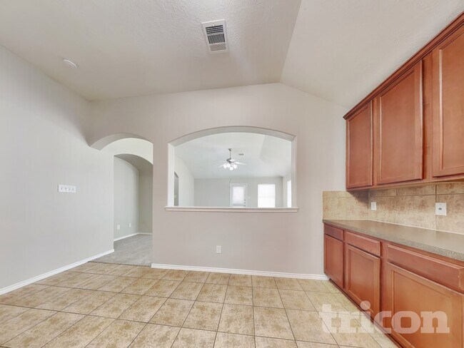 Building Photo - 8039 Branson Park Ln