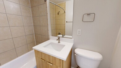 Interior Photo - The Whitmore