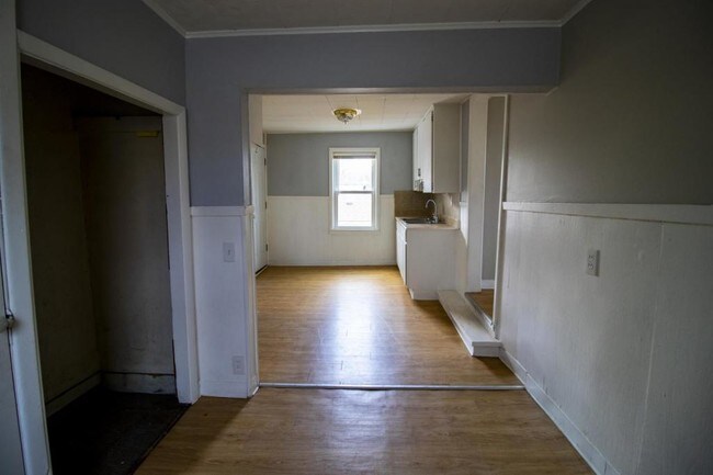 Building Photo - 3834 Bosworth Road #Up