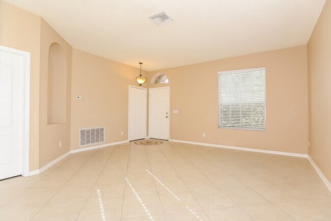Foto del edificio - 13614 Mere View Dr