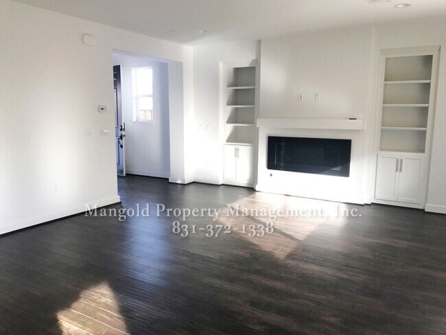 Foto del edificio - 2726 Bungalow Dr