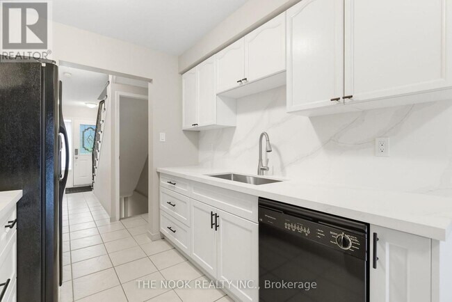 Photo du bâtiment - 60 Landerville Ln