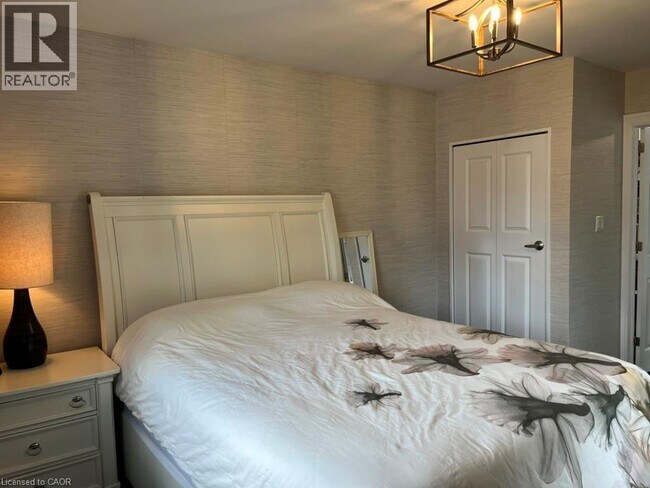 Photo du bâtiment - 235 Fearnwood St