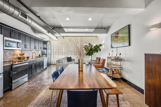 Foto del edificio - 101 W Marshall St