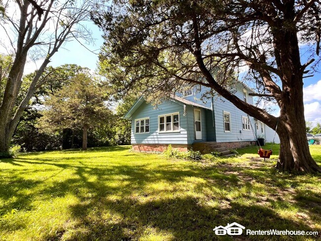 Foto del edificio - 7617 Hoover St