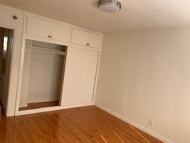 Foto del edificio - 3219 Bagley Ave
