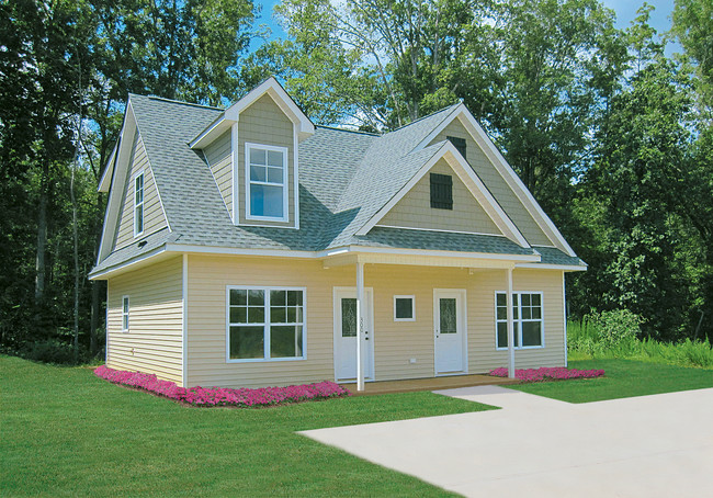 Building Photo - The Groves at Clemson