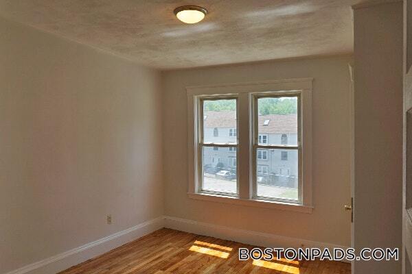 Foto del edificio - 381 Crescent St