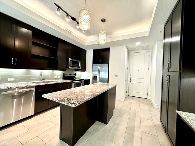 Foto del edificio - 2303 Mid Ln