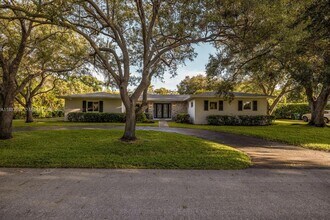 Building Photo - 8445 SW 147th St