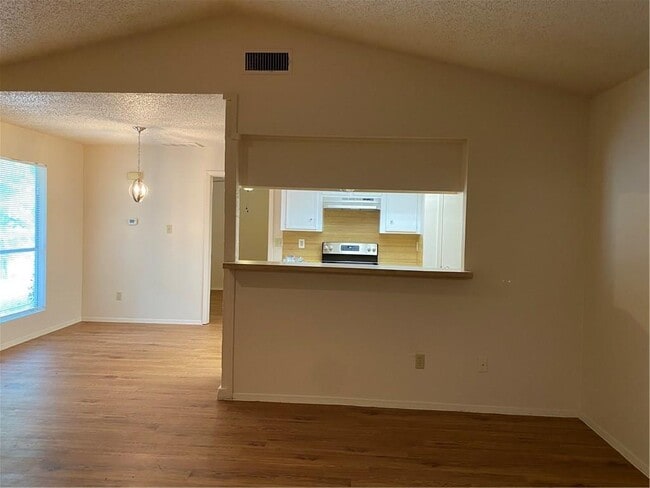 Foto del edificio - 1503 No Mor Cove