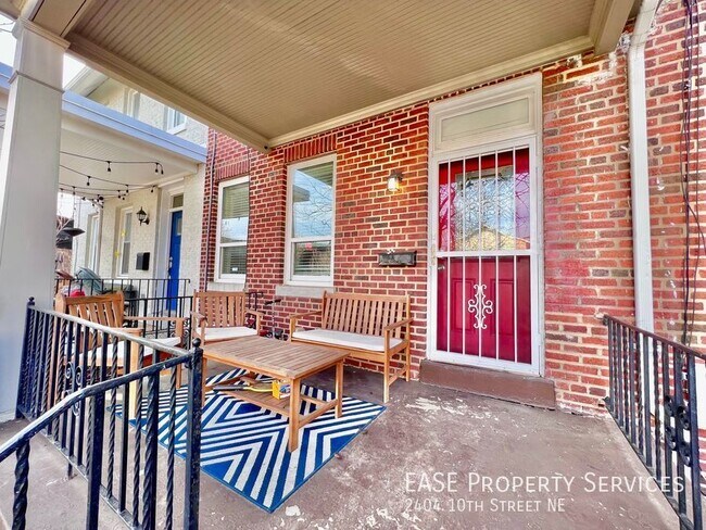 Foto del edificio - 2404 10th St NE