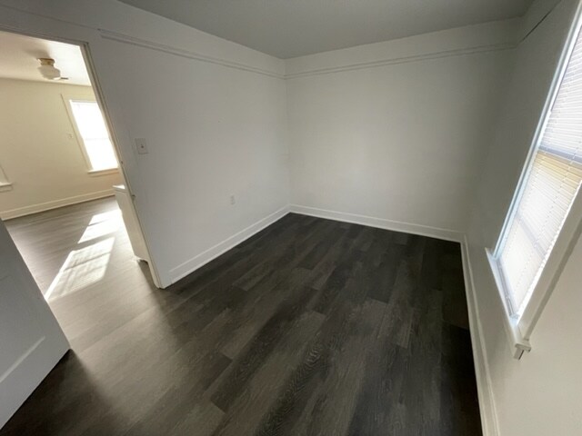 Foto del edificio - 1324 New York Ave