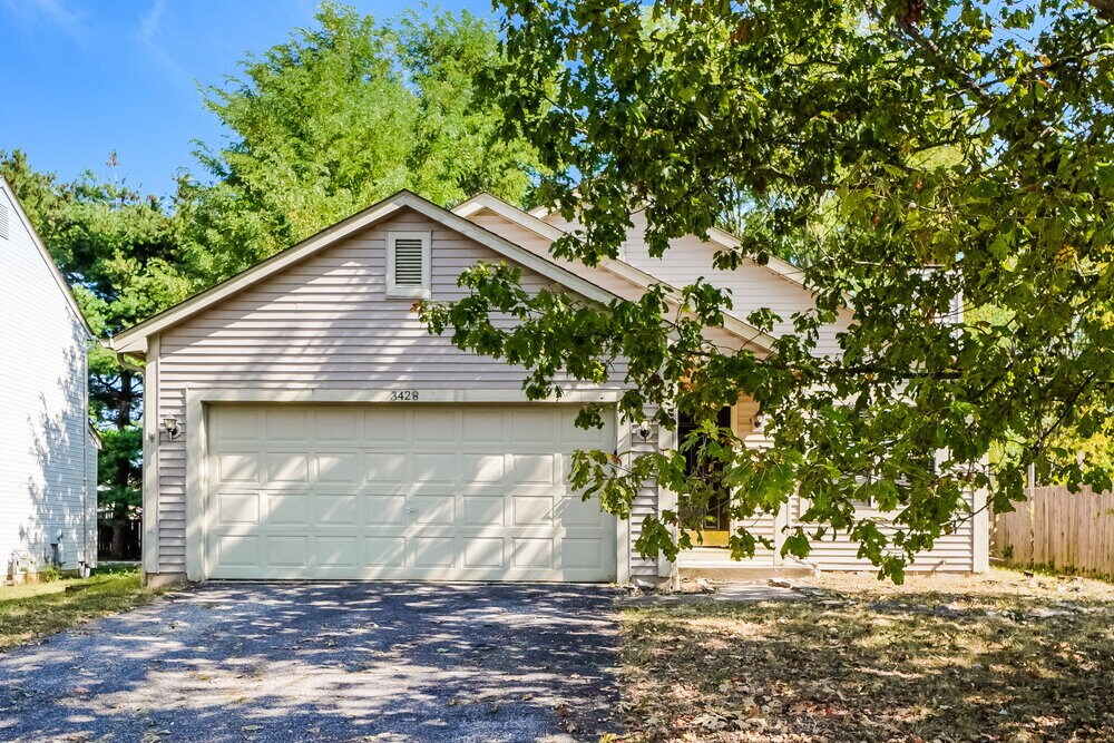 Foto principal - 3428 Oak Bend Blvd