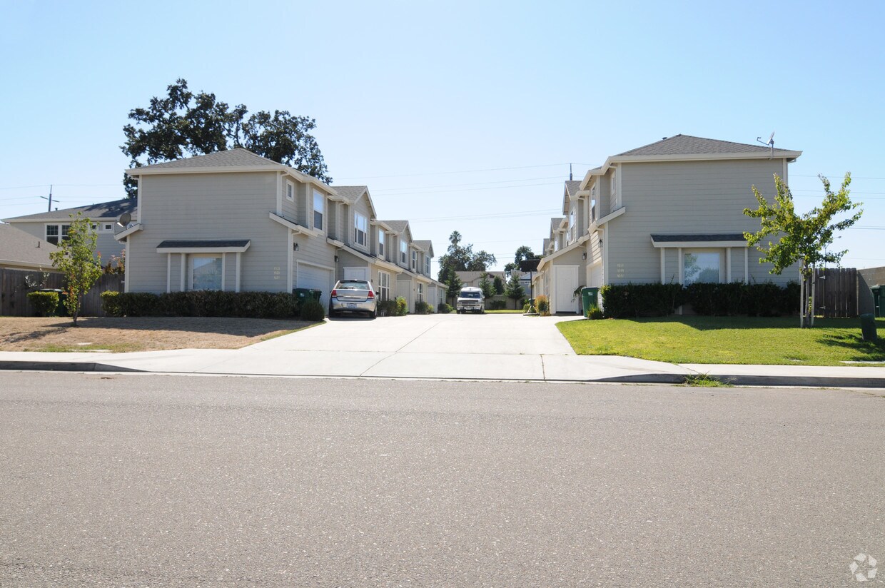 Building Photo - 4547 Tortuga Ct