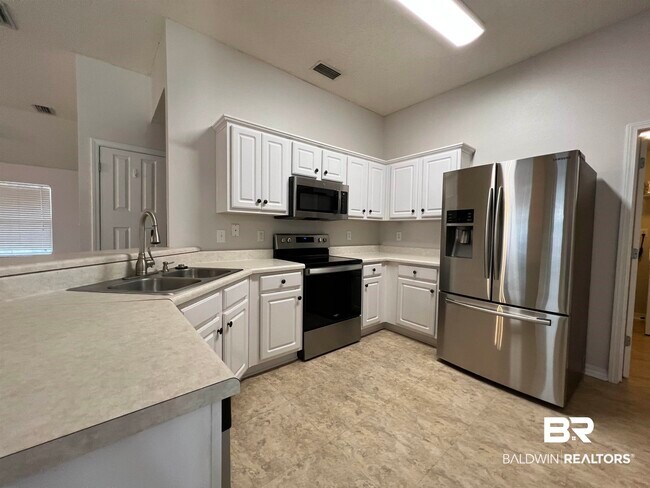 Foto del edificio - 154 Cypress Ln