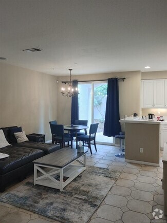 Building Photo - 103 Trilogy St